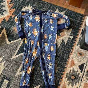 Little sleepies Bluey Dance mode zippy